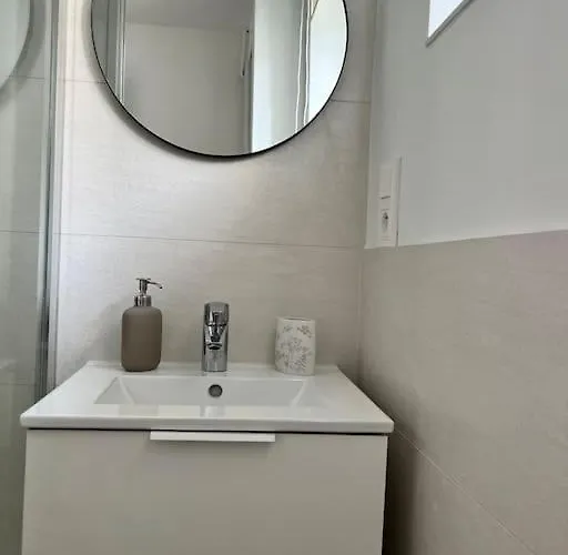 Апартаменты Old Town Square, Perfect Location And View . *